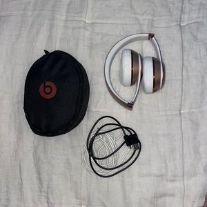 Beats Solo Wireless Headphones